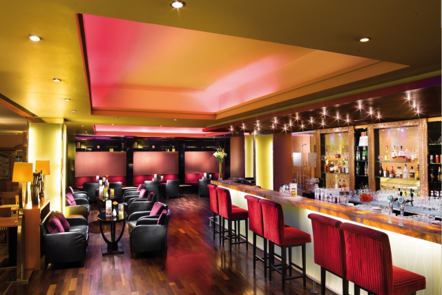 Bar im Aquincum Hotel Budapest, in Ungarn