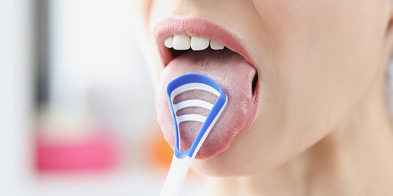 Warum wir bei unserer Mundhygiene die Zunge nicht vergessen sollten!