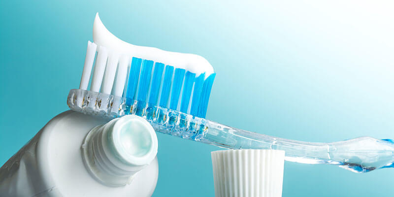 Zahnpasta mit Fluorid?- Vorteile und Nachteile